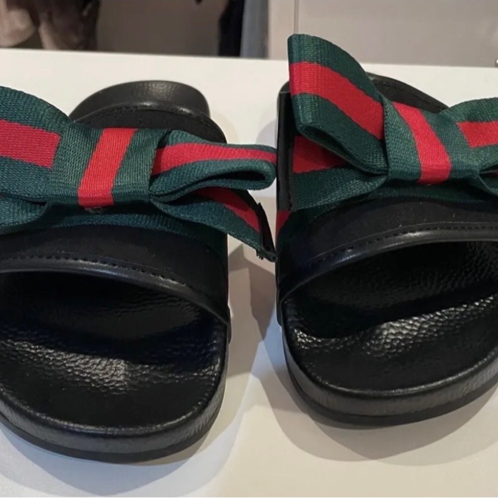 Gucci slides with bow size 7